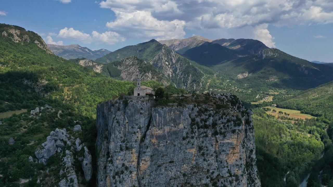 كاستيلان Residence De Plein Air Panoramique A La Porte Des Gorges Du Verdon المظهر الخارجي الصورة